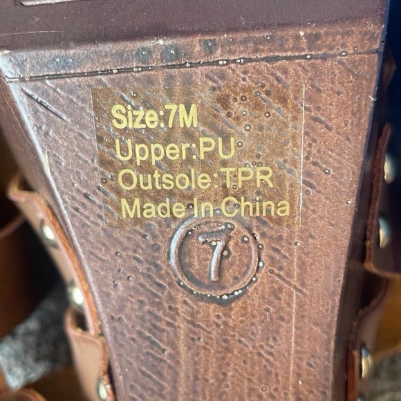 Limelight Women's Faux Wood Platform
High Heel Dress Sandals size 7 - Picture 6 of 8